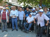 Piyangocular isyan etti: ‘ Şubemizi kapatmayın’