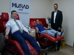 MÜSİAD İzmir'den, Kızılay’a Örnek Kan Bağışı