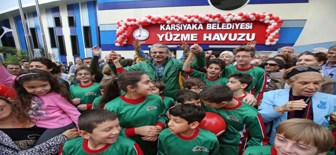 Karşıyaka’nın ilk Kapalı Yüzme Havuzu Açıldı