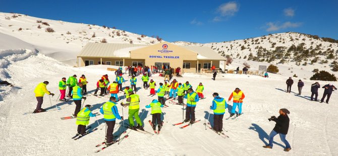 Büyükşehir'den Ücretsiz Kayak Kursu