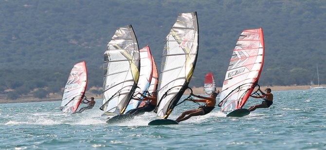 Rüzgâr Sörfü Türkiye Şampiyonası Çeşme’de Başlıyor