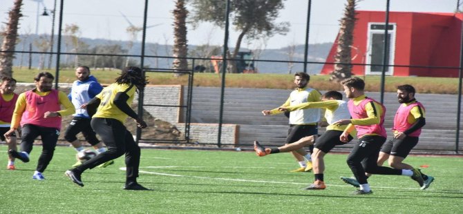 Lider Aliağaspor FK Sultangazi Deplasmanına Hazırlanıyor