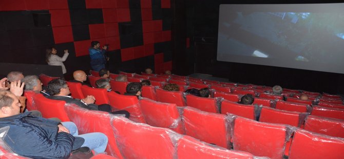 Aliağa Gençlik Merkezi’nde Sinema Salonu Test Edildi