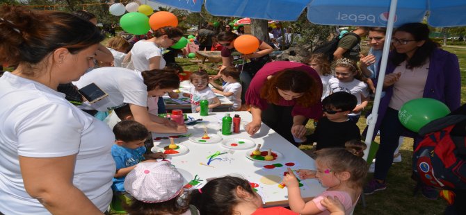 Bergama Doğa koleji   Bahar ve  Çoçuk Şenliği Düzenledi