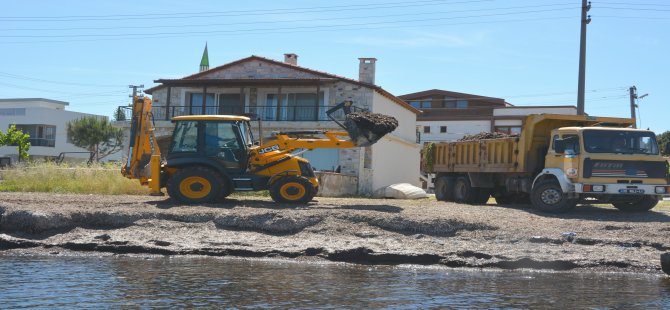 Çakmaklı Mahallesi’nde Sahil Temizliği