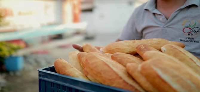 Kınık Be­le­di­ye­si'nden Sı­ca­cık Bir Hiz­met