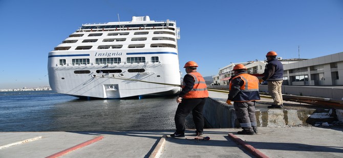 İzmir’e İlk Kruvaziyer Gemi Rezervasyonları Gelmeye Başladı