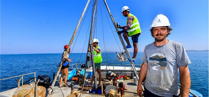 İzmir Körfezi’nin 30 farklı noktasından karot örneği alındı