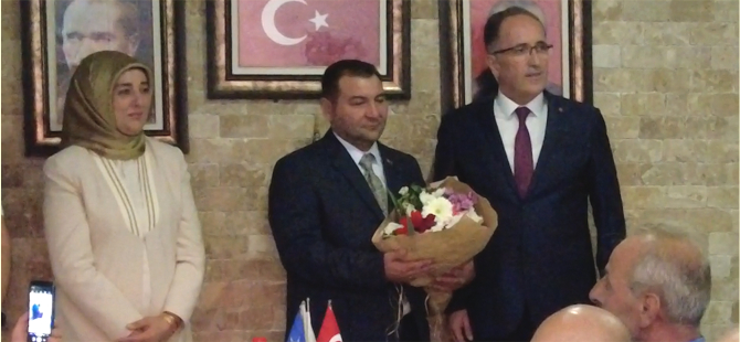 AK Parti Foça İlçe Başkanlığı'nda Ümit Arslan dönemi