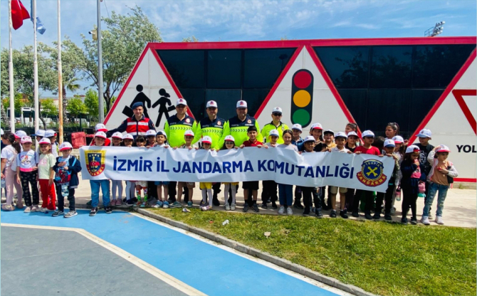 Aliağa’da Trafik Haftası Etkinlikleri Başladı