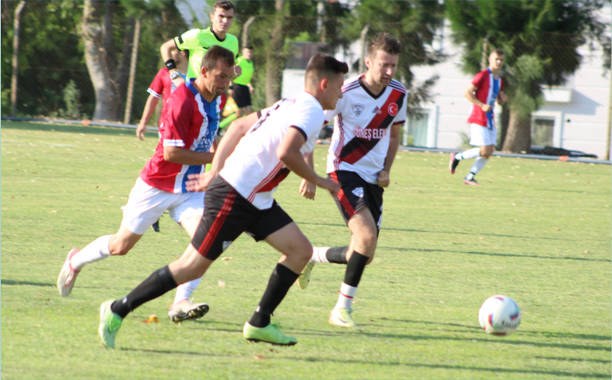 Foça Belediyespor Beş Yil Aradan Sonra Döndüğü Ligde Şampiyon Oldu
