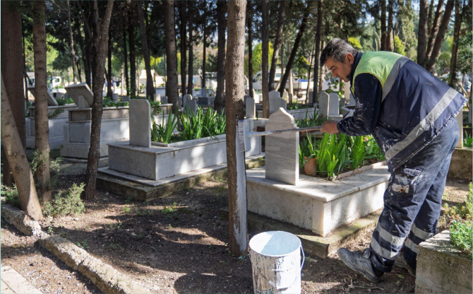 İzmir’e 2,5 milyon metrekare yeni mezarlık alanı