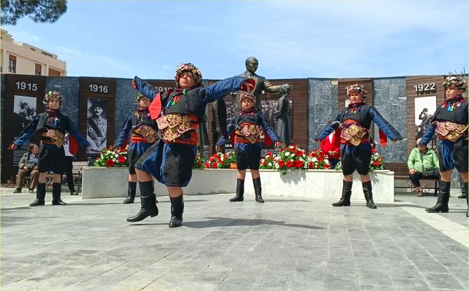 Gazi Mustafa Kemal Atatürk'ün Aliağa’ya Gelişi Törenlerle Kutlandı