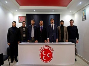 Uşak Belediye Başkanı Nurullah Cahan, MHP İl Teşkilatını Ziyaret Etti