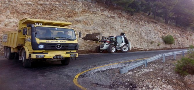 Büyükşehir Muğla’yı Güvenli Yollarla Sarıyor