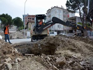 Gördes Aat’nin Altyapı Çalışmalarında Sona Doğru