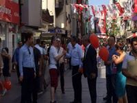 CHP Bayramı Sokakta Karşıladı
