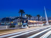 İzmir’in tramvay filosu büyüyor