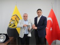 Aliağaspor FK Şampiyonluk Kupasını Törenle Aldı
