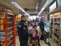 Aliağa Belediyesi Zabıta Müdürlüğü Minik Misafirlerini Ağırladı