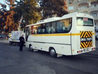 Büyükşehir’den İzmir’e 400 yeni servis aracı plakası