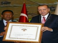 Erdoğan'a Madagaskar Devlet Yüksek Nişanı Tevcih Edildi