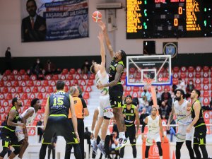 aliaga-petkim-spor-70-89-yukatel-merkezefendi-basket-1.JPG