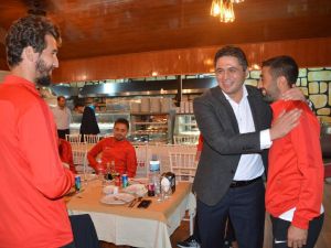 Aliağaspor FK Moral Yemeğinde Buluştu